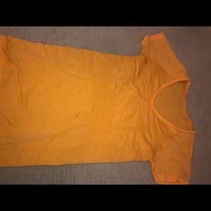 lululemon swiftly tech top - tangerine